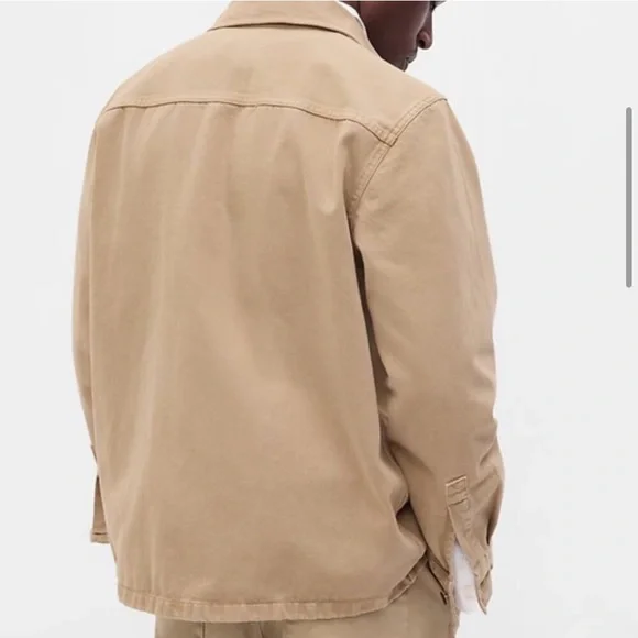GAP Men's Utility Overshirt - Picture 8 of 8
